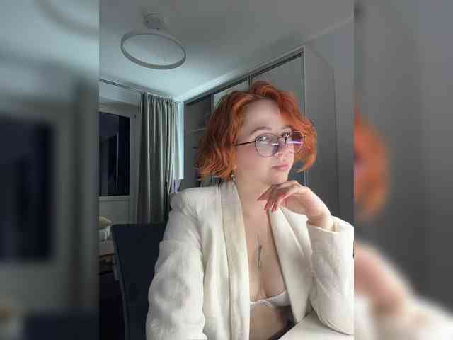 Anna-Morales webcam