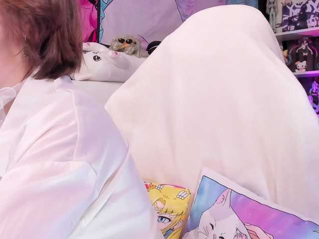 yorogumo's BongaCams show and profile