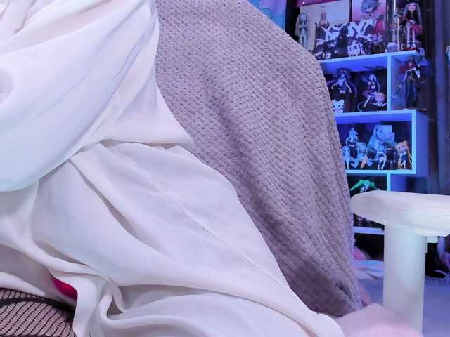 yorogumo's BongaCams show and profile