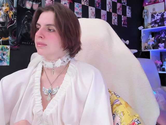 yorogumo's BongaCams show and profile