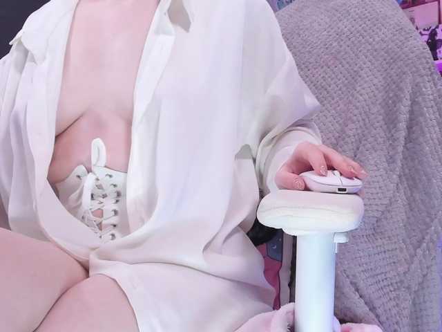 yorogumo's BongaCams show and profile