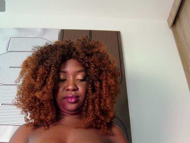 aidaadams's BongaCams show and profile