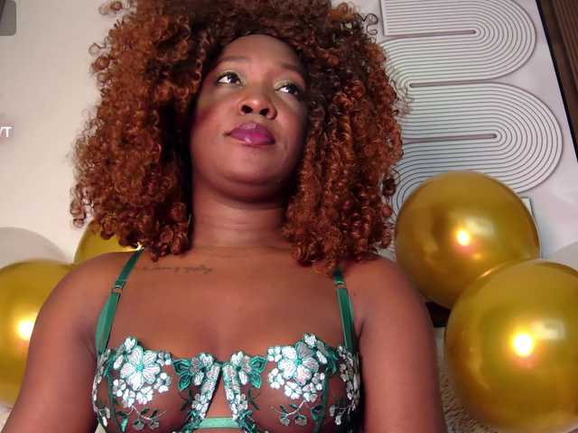 aidaadams's BongaCams show and profile