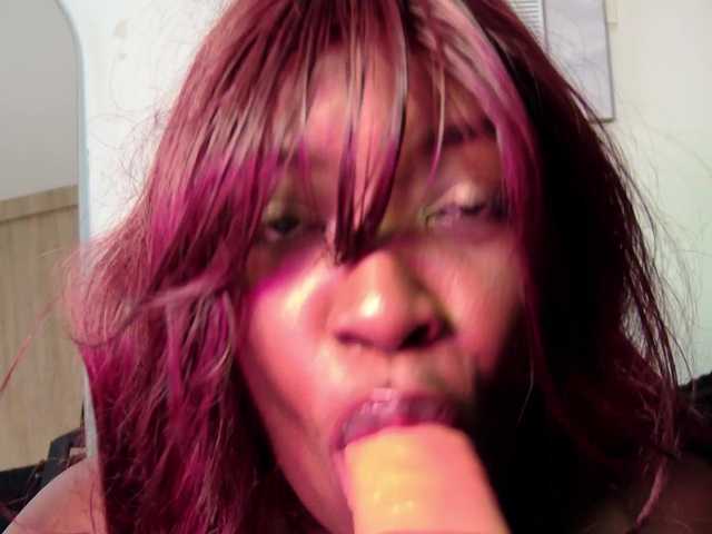 aidaadams's BongaCams show and profile