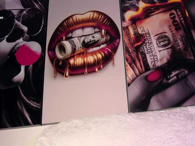 aidaadams from BongaCams is Freechat