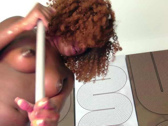 aidaadams's BongaCams show and profile