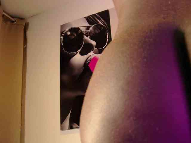 aidaadams webcam