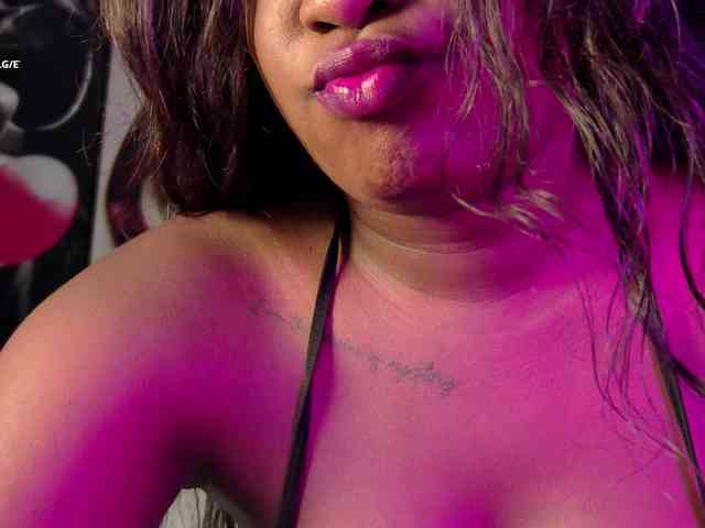 aidaadams webcam