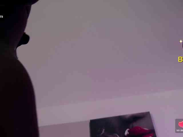 aidaadams Live Webcam on BongaCams
