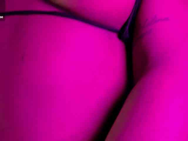 aidaadams Live Webcam on BongaCams
