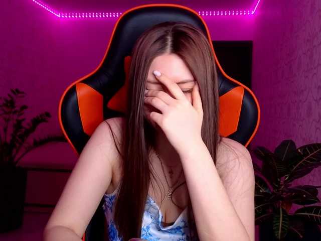 NikaMusic's BongaCams show and profile