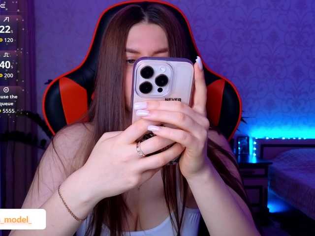 NikaMusic's BongaCams show and profile