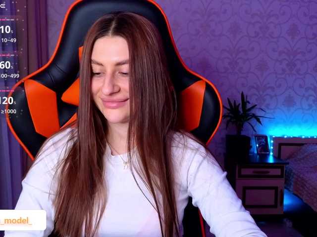 NikaMusic's BongaCams show and profile