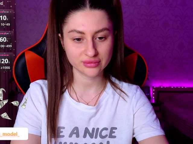 NikaMusic's BongaCams show and profile