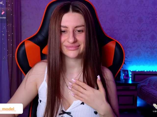 NikaMusic's BongaCams show and profile