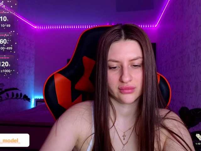 NikaMusic's BongaCams show and profile