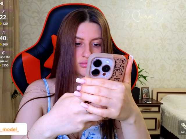 NikaMusic's BongaCams show and profile