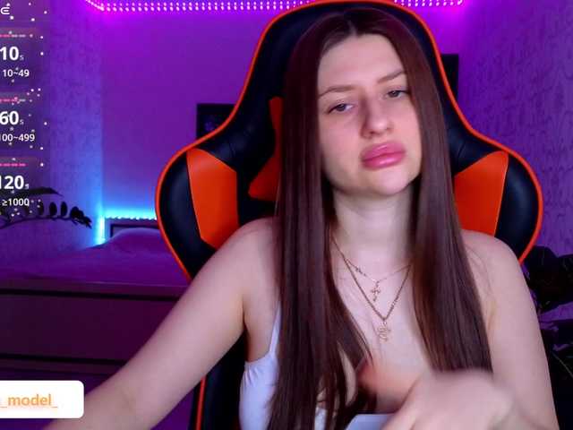 NikaMusic's BongaCams show and profile