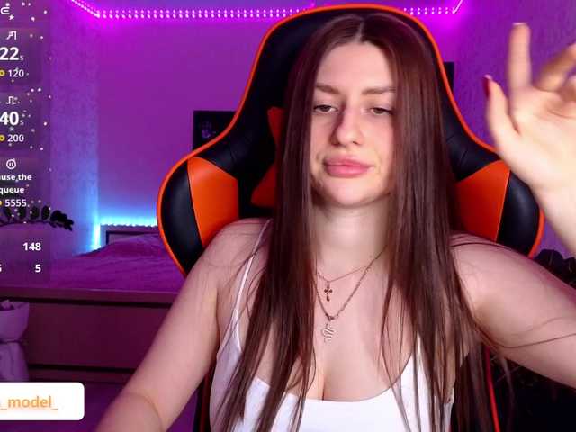 NikaMusic's BongaCams show and profile