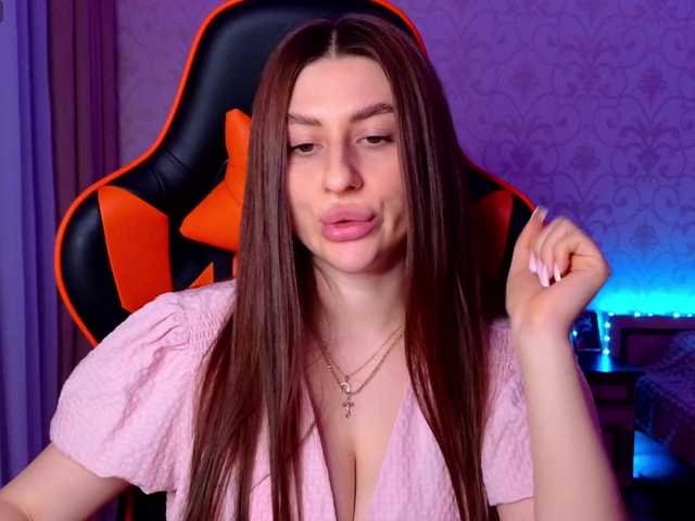 NikaMusic's BongaCams show and profile