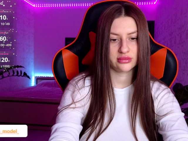 NikaMusic's BongaCams show and profile