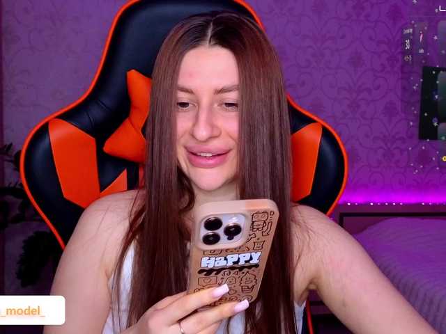 NikaMusic's BongaCams show and profile