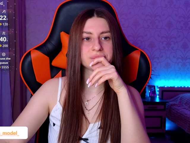 NikaMusic's BongaCams show and profile