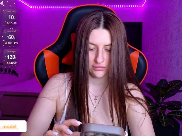 NikaMusic's BongaCams show and profile