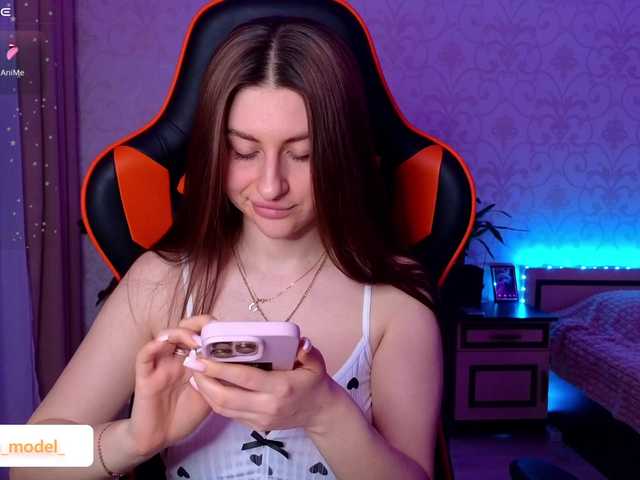 NikaMusic's BongaCams show and profile