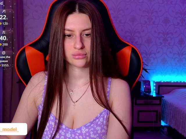 NikaMusic's BongaCams show and profile