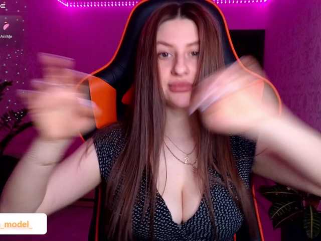 NikaMusic's BongaCams show and profile