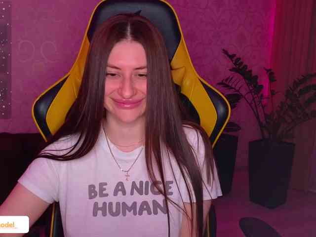 NikaMusic webcam