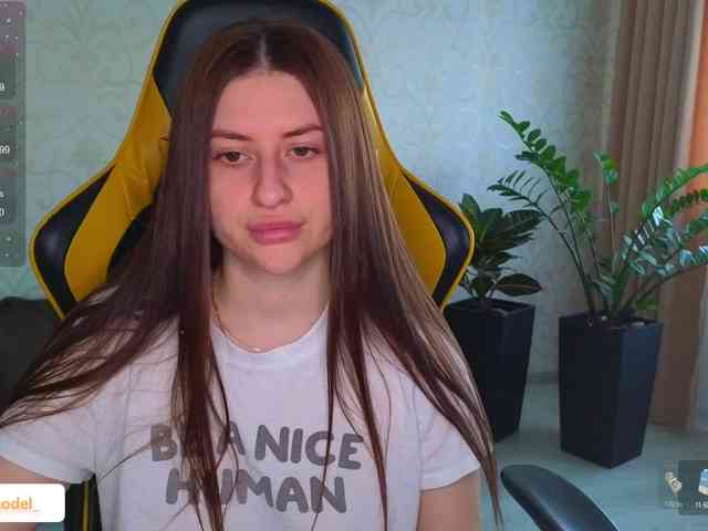 NikaMusic webcam