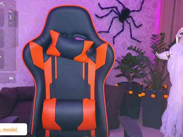 NikaMusic webcam