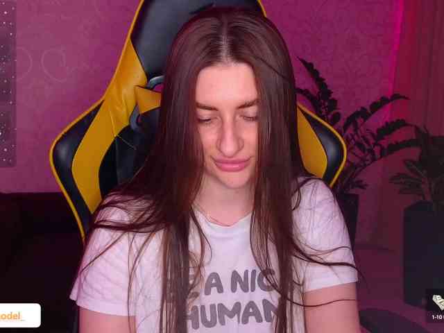 NikaMusic webcam