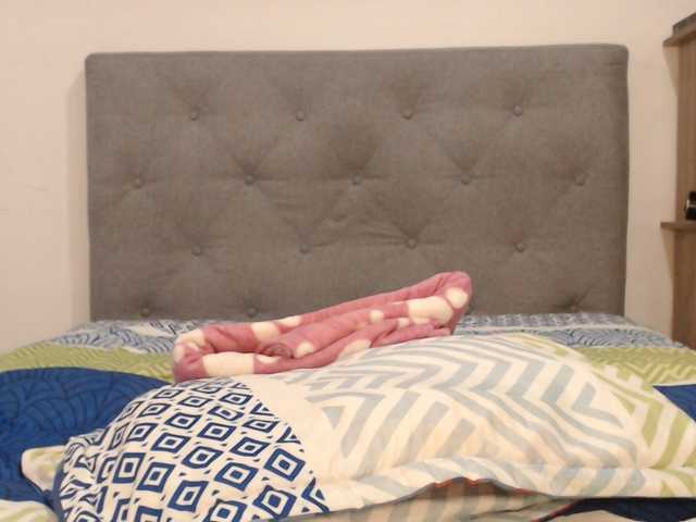 lolapaz's BongaCams show and profile