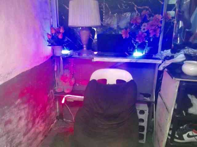 Hugecock2hundlex Live Webcam on BongaCams