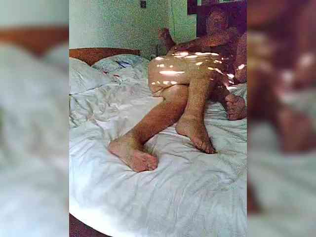 Sunshine-Couple webcam