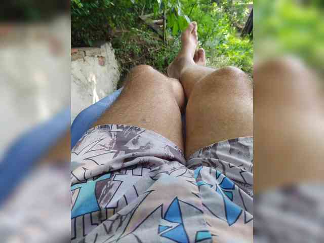 Sunshine-Couple webcam