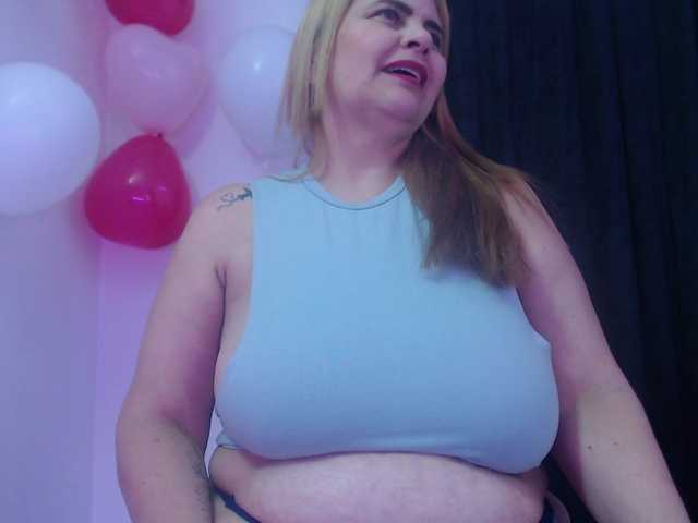 Abigail-jhons's BongaCams show and profile