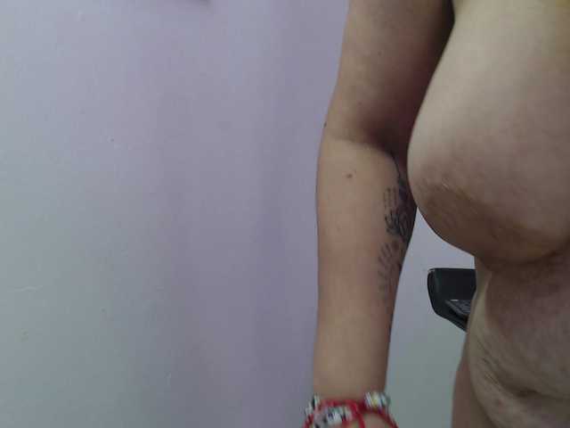 Abigail-jhons's BongaCams show and profile