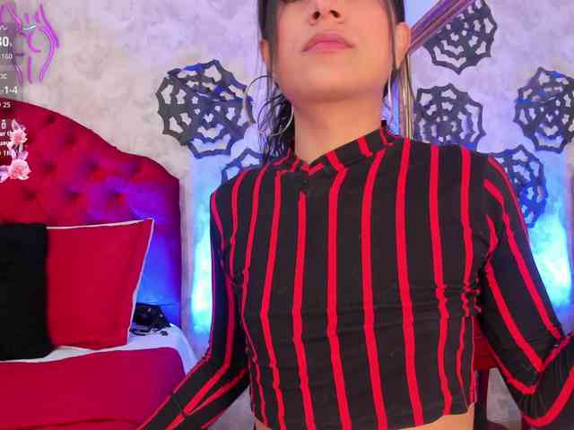 elizabettaylor Live Webcam on BongaCams