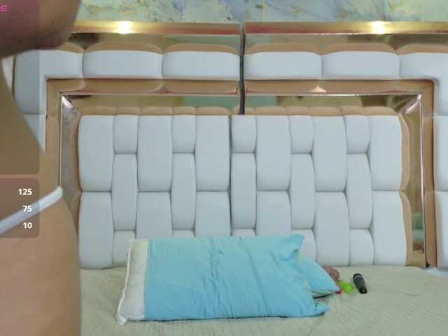 Hornysweetebony's BongaCams show and profile