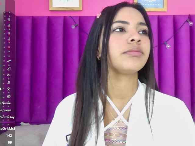 Hornysweetebony webcam