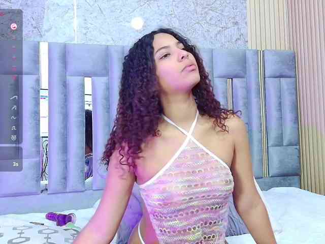 Hornysweetebony webcam