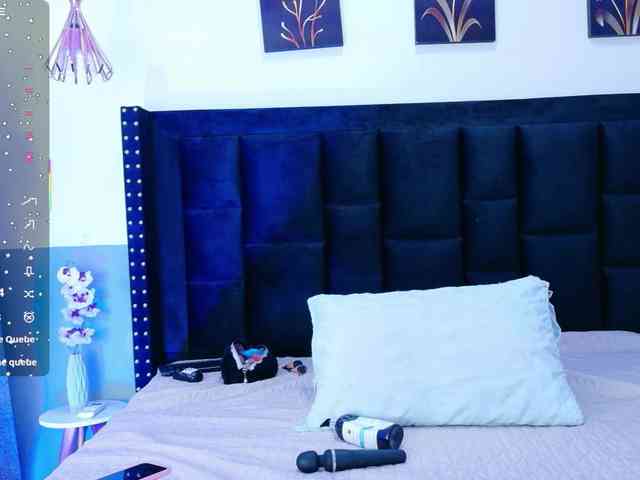 Hornysweetebony webcam