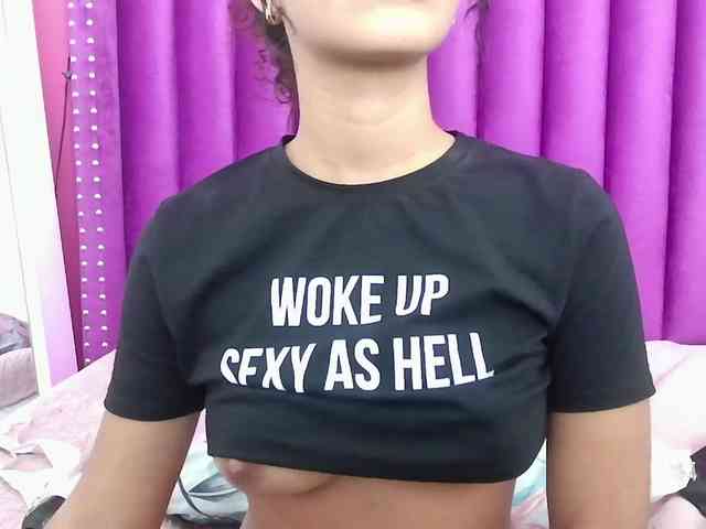 Hornysweetebony webcam