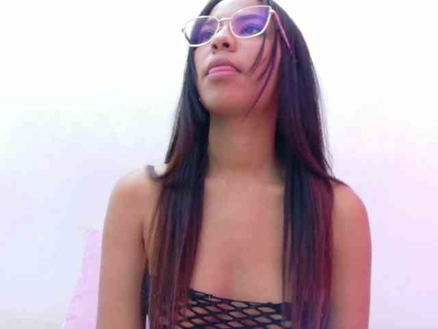 Hornysweetebony webcam