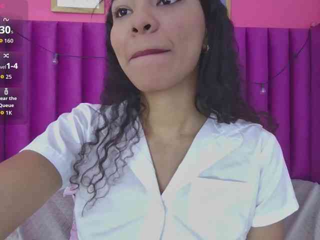 Hornysweetebony webcam