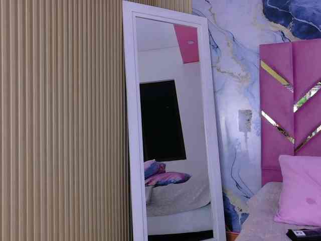 Hornysweetebony webcam